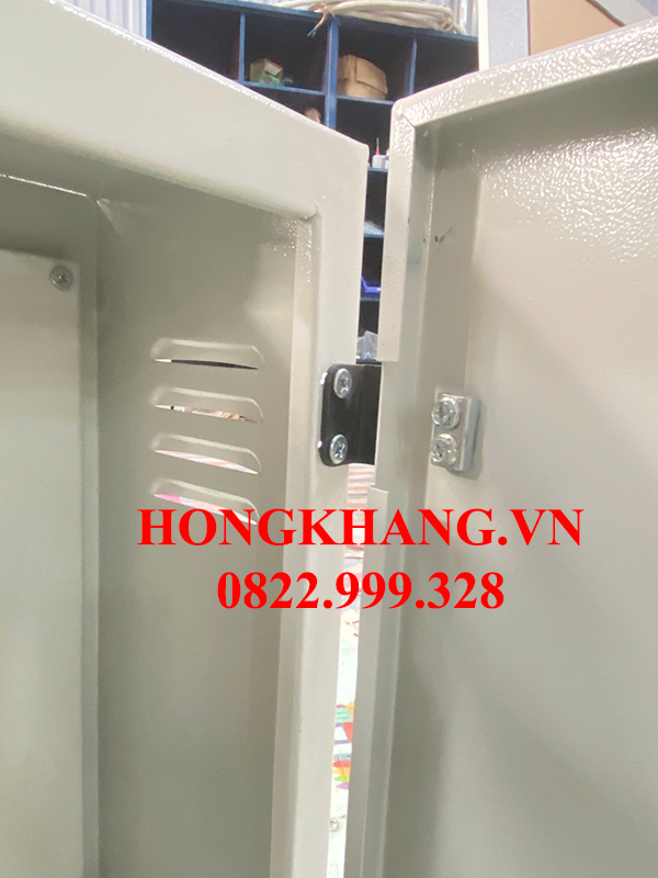Tủ điện 800x500x300x1mm có tấm panel giá tốt