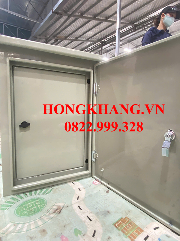 Tủ điện 2 lớp cánh sơn tĩnh điện kích thước 600x400x180x1.2mm giá tốt