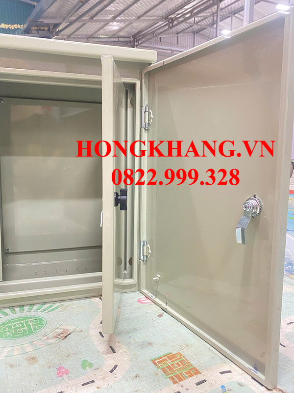 Tủ điện 2 lớp cánh sơn tĩnh điện kích thước 600x400x180x1.2mm giá tốt
