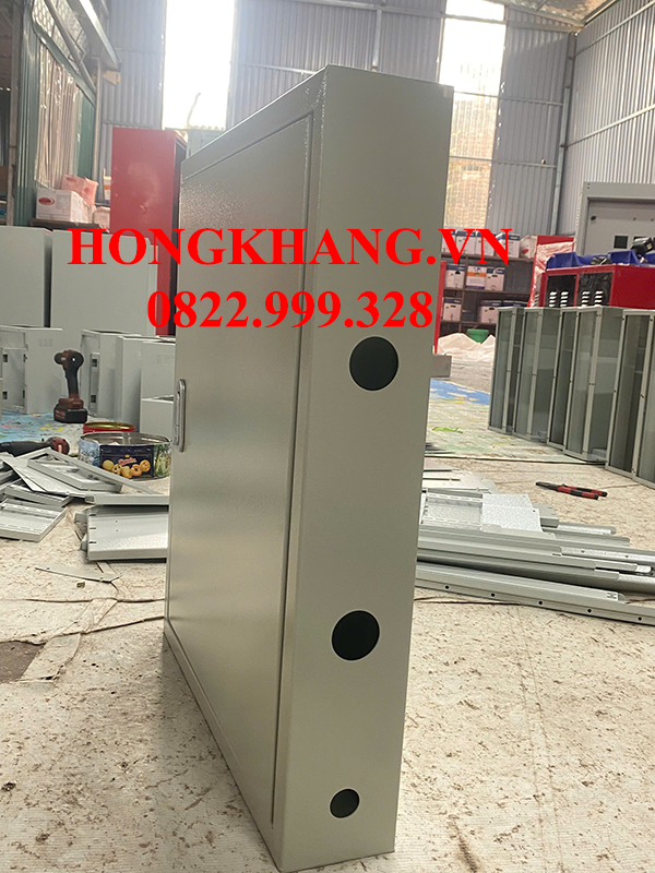 Tủ điện 1 lớp cánh có tấm panel 700x500x200x1mm