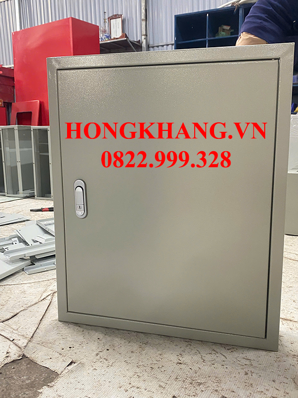 Tủ điện 1 lớp cánh có tấm panel 700x500x200x1mm