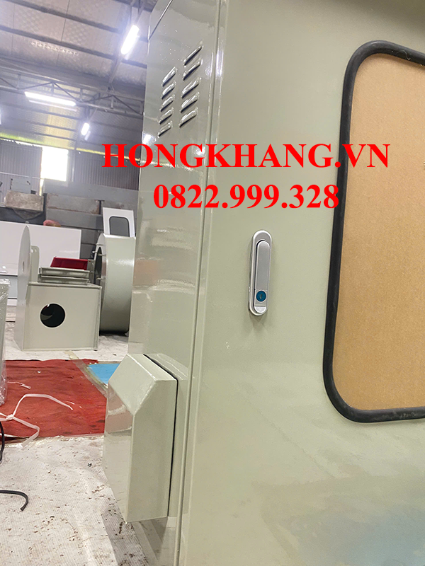 Tủ điện 2 lớp cánh có dập chớp hông thoát nhiệt