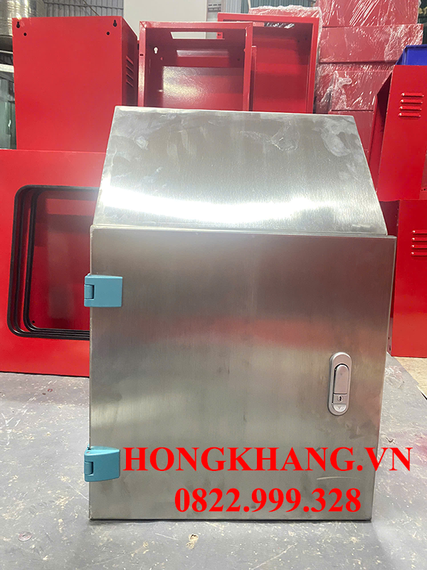 Tủ điện inox có mái vát kích thước 800x600x250x1mm