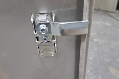 Vỏ tủ điện kích thước 400x300x150x0.8mm