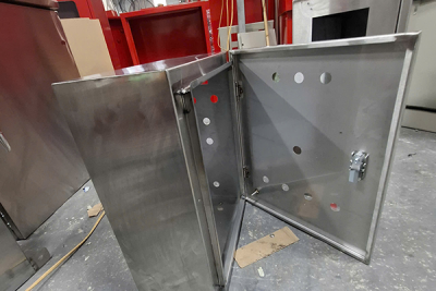 Vỏ tủ điện kích thước 400x300x150x0.8mm