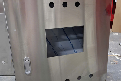 Tủ điện inox 1 lớp cánh kích thước 500x300x200x1mm