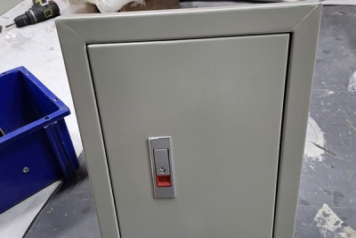 Tủ điện trong nhà kích thước 300x200x150x0.8mm giá tốt