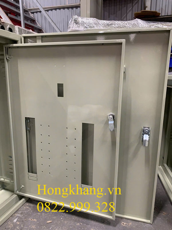 Vỏ tủ điện sơn tĩnh điện 2 lớp cánh có dập chớp hông kích