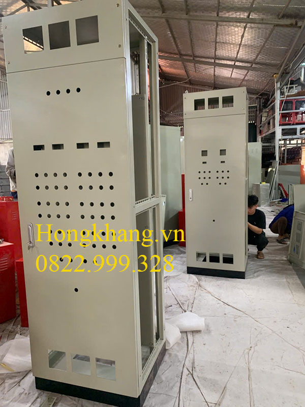 Vỏ tủ điện trong nhà 1 lớp cánh 2000x600x450x1,5mm có thanh gá lắp thiết bị