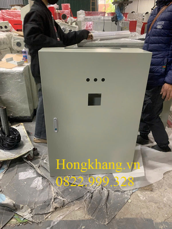 Vỏ tủ điện 2 lớp cánh ngoài trời kích thước 600x400x200x1mm sơn tĩnh điện có tấm panel cánh ngoài khoét lỗ theo yêu cầu giá tại xưởng hà nội và TP HCM
