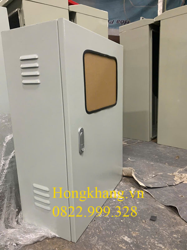 Vỏ tủ điện trong nhà 1 lớp cánh kích thước 800x500x250x1,2mm sơn tĩnh điện có tấm panel cánh ngoài có mica giá tốt tại xưởng hà nội và TP HCM