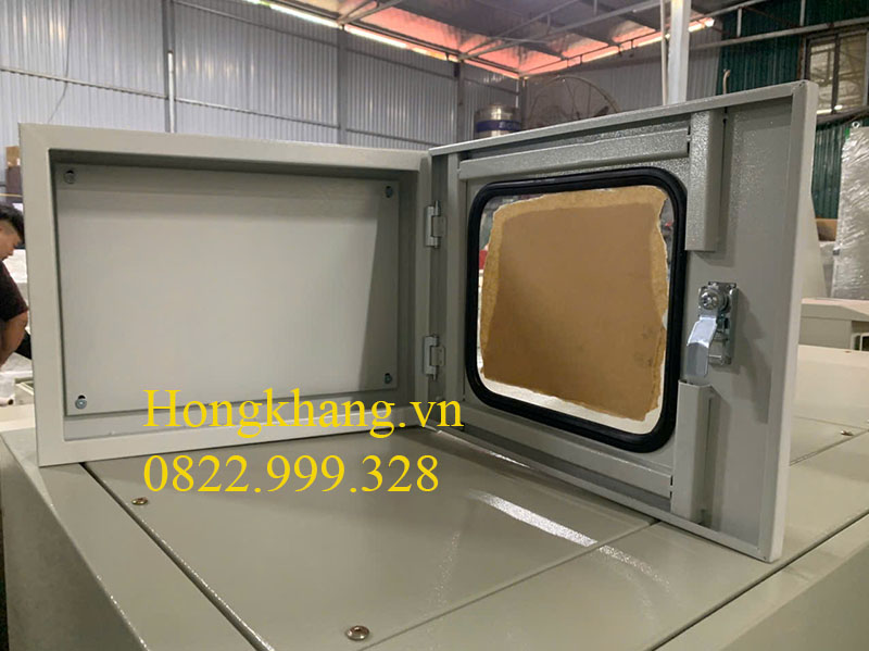 Vỏ tủ điện 1 lớp cánh trong nhà kích thước 300x400x200x1mm sơn tĩnh điện cánh ngoài mica giá tốt tại xưởng hà nội