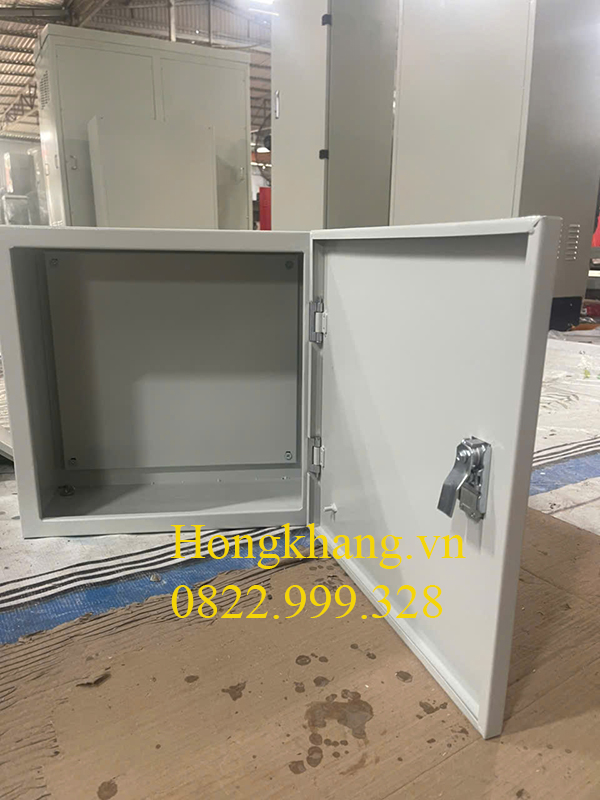 Vỏ tủ điện trong nhà 500x500x200x1mm: Giải Pháp Tấm Panel Tiện Lợi