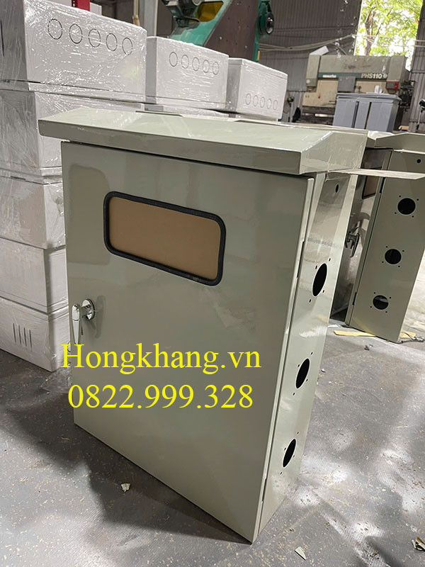vo-tu-dien-1-lop-canh-mica-ngoai-troi-co-mai
