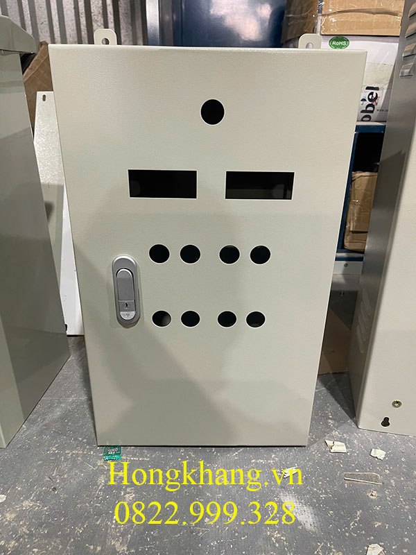 Vỏ tủ điện 1 lớp cánh ngoài trời kích thước 600x400x200x1mm sơn tĩnh điện cánh ngoài khoét lỗ  giá tốt tại xưởng hà nội và hải phòng