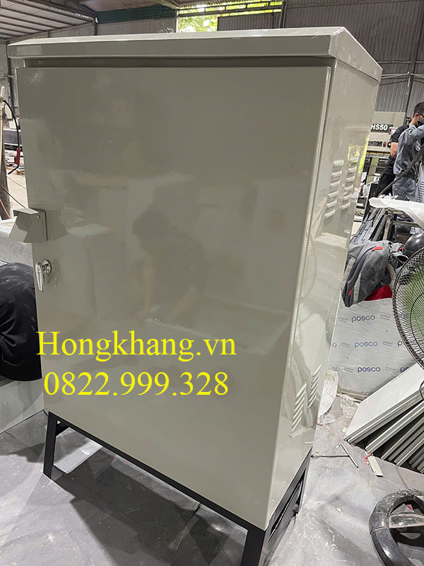Vỏ tủ điện 2 lớp cánh ngoài trời kích thước 800x600x250x1,2mm sơn tĩnh điện có chân đế hàn thanh cánh trong khoét lỗ có mái có hèm chống nước giá tốt tại xưởng hà nội và hải phòng